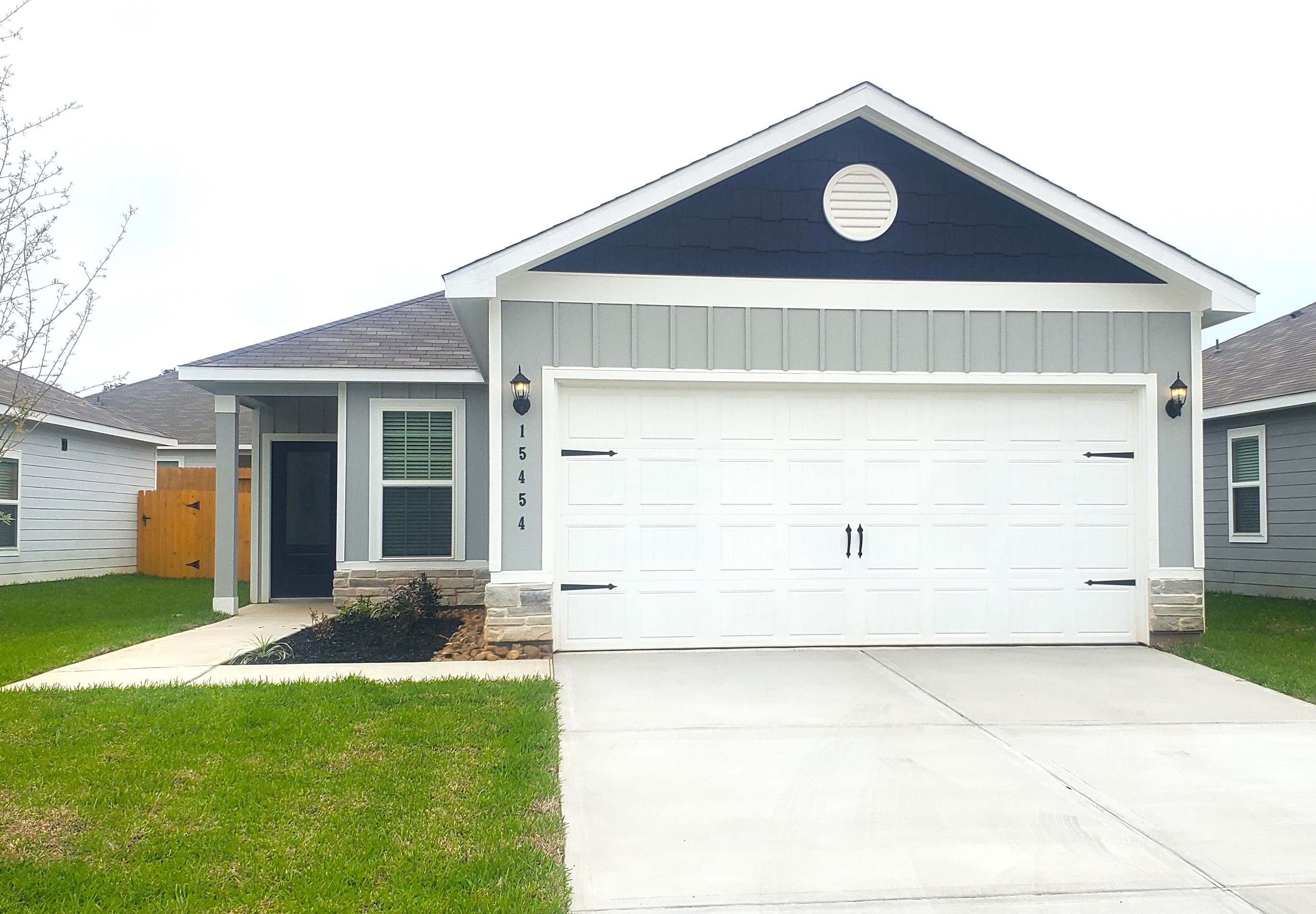 15454 Maple Terrace Drive