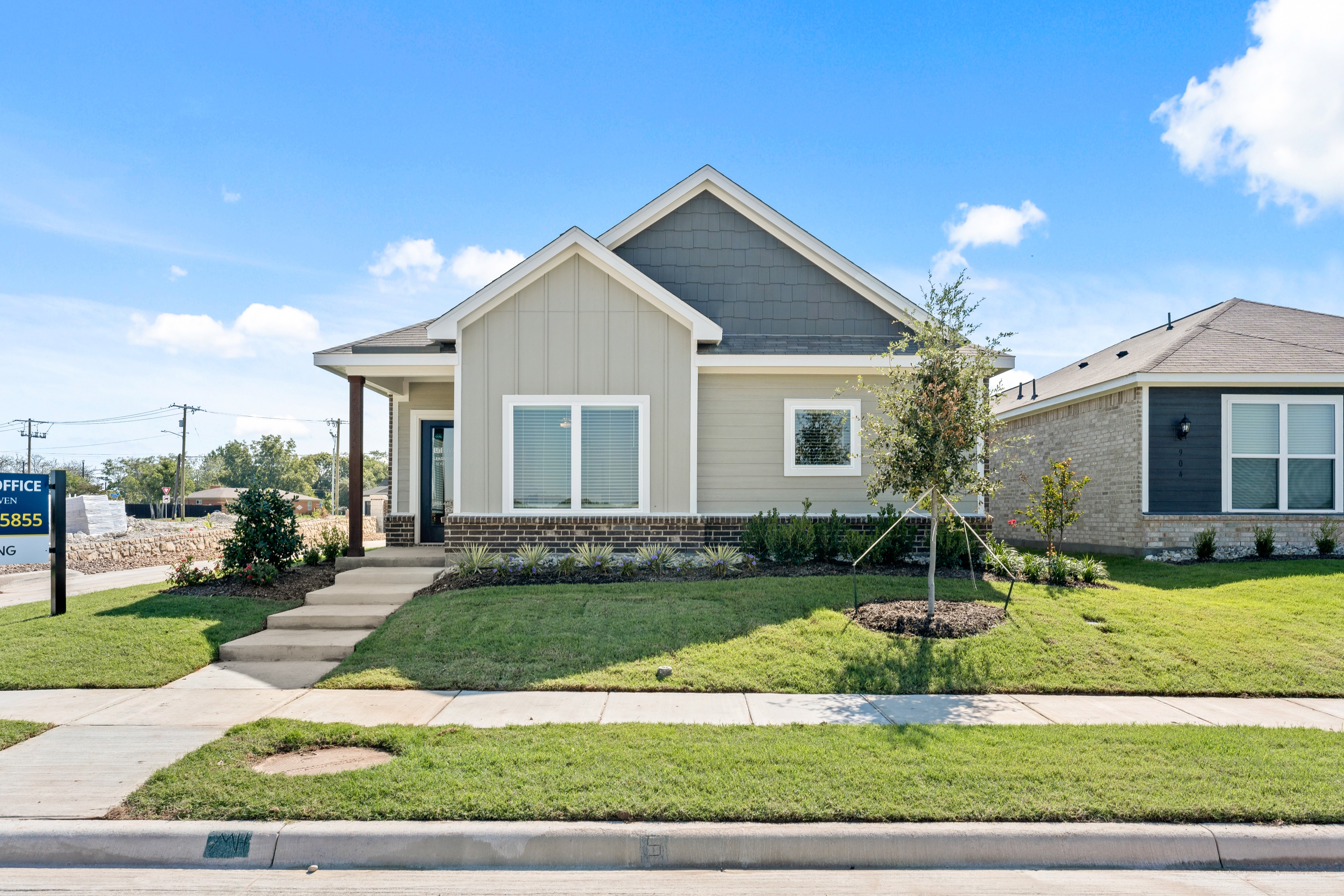 1012 Camelia Grove Court